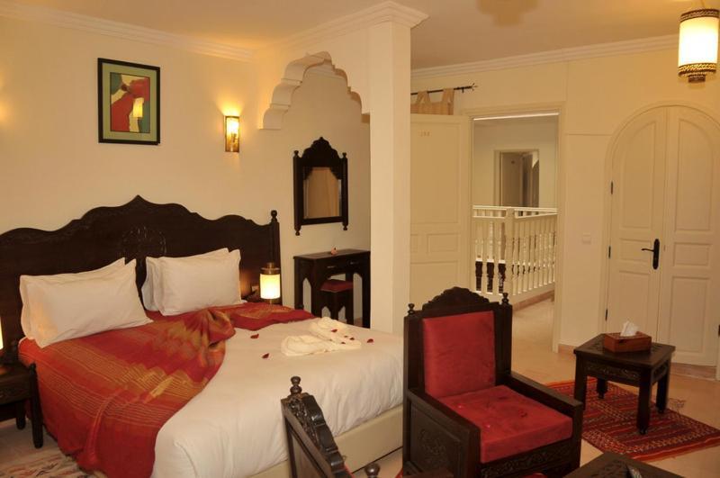 Hotel Riad Ben Atar เอสเซาอิรา ภายนอก รูปภาพ
